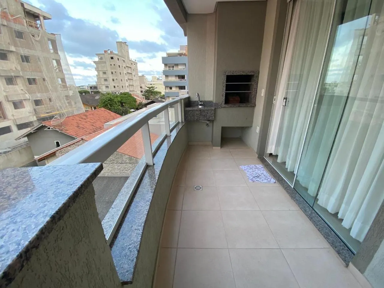 Apartamento 2 Quartos Apartment Bombas