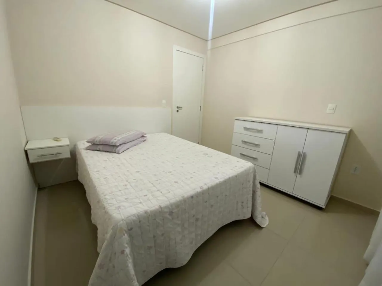 Apartamento 2 Quartos Apartment Bombas